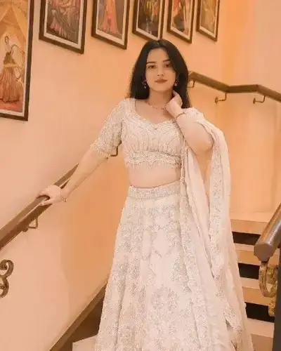 Escort Service In Chatra